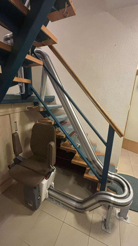 UP lépcsőlift telepítése Csillaghegyen