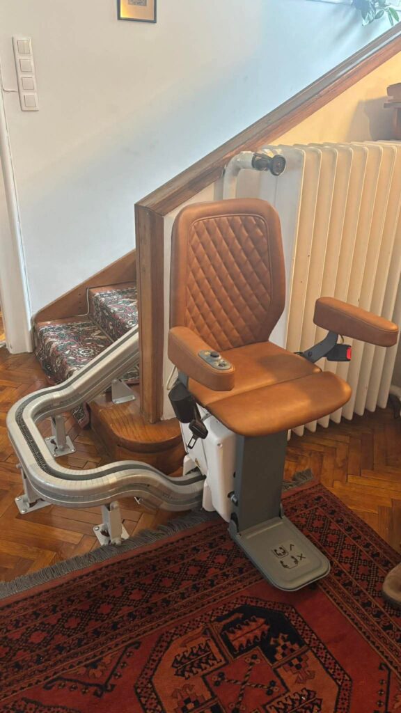 Telepített UP lépcsőlift Budapesten, az I. kerületben.