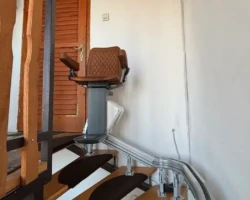 UP lépcsőlift telepítés - Veszprém